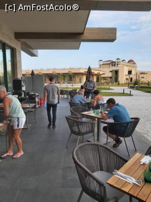 [P26] Terasa restaurant » foto by ana anghel
 - 
<span class="allrVoted glyphicon glyphicon-heart hidden" id="av1179781"></span>
<a class="m-l-10 hidden" id="sv1179781" onclick="voting_Foto_DelVot(,1179781,25526)" role="button">șterge vot <span class="glyphicon glyphicon-remove"></span></a>
<a id="v91179781" class=" c-red"  onclick="voting_Foto_SetVot(1179781)" role="button"><span class="glyphicon glyphicon-heart-empty"></span> <b>LIKE</b> = Votează poza</a> <img class="hidden"  id="f1179781W9" src="/imagini/loader.gif" border="0" /><span class="AjErrMes hidden" id="e1179781ErM"></span>