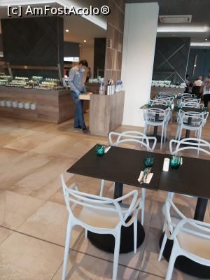 [P28] Restaurant » foto by ana anghel
 - 
<span class="allrVoted glyphicon glyphicon-heart hidden" id="av1179783"></span>
<a class="m-l-10 hidden" id="sv1179783" onclick="voting_Foto_DelVot(,1179783,25526)" role="button">șterge vot <span class="glyphicon glyphicon-remove"></span></a>
<a id="v91179783" class=" c-red"  onclick="voting_Foto_SetVot(1179783)" role="button"><span class="glyphicon glyphicon-heart-empty"></span> <b>LIKE</b> = Votează poza</a> <img class="hidden"  id="f1179783W9" src="/imagini/loader.gif" border="0" /><span class="AjErrMes hidden" id="e1179783ErM"></span>