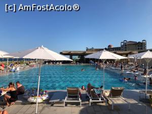 [P14] piscina » foto by adi@simo
 - 
<span class="allrVoted glyphicon glyphicon-heart hidden" id="av1185427"></span>
<a class="m-l-10 hidden" id="sv1185427" onclick="voting_Foto_DelVot(,1185427,25526)" role="button">șterge vot <span class="glyphicon glyphicon-remove"></span></a>
<a id="v91185427" class=" c-red"  onclick="voting_Foto_SetVot(1185427)" role="button"><span class="glyphicon glyphicon-heart-empty"></span> <b>LIKE</b> = Votează poza</a> <img class="hidden"  id="f1185427W9" src="/imagini/loader.gif" border="0" /><span class="AjErrMes hidden" id="e1185427ErM"></span>