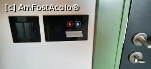 [P21] Panou digital la intrare » foto by malganis
 - 
<span class="allrVoted glyphicon glyphicon-heart hidden" id="av1250123"></span>
<a class="m-l-10 hidden" id="sv1250123" onclick="voting_Foto_DelVot(,1250123,25526)" role="button">șterge vot <span class="glyphicon glyphicon-remove"></span></a>
<a id="v91250123" class=" c-red"  onclick="voting_Foto_SetVot(1250123)" role="button"><span class="glyphicon glyphicon-heart-empty"></span> <b>LIKE</b> = Votează poza</a> <img class="hidden"  id="f1250123W9" src="/imagini/loader.gif" border="0" /><span class="AjErrMes hidden" id="e1250123ErM"></span>