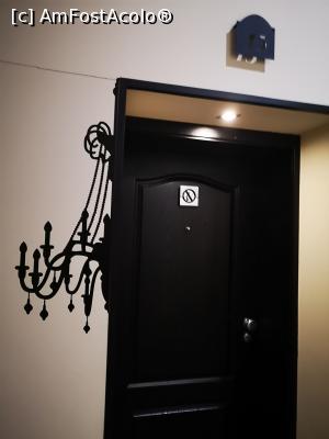[P12] Ușa camerei noastre » foto by crismis
 - 
<span class="allrVoted glyphicon glyphicon-heart hidden" id="av1256969"></span>
<a class="m-l-10 hidden" id="sv1256969" onclick="voting_Foto_DelVot(,1256969,25555)" role="button">șterge vot <span class="glyphicon glyphicon-remove"></span></a>
<a id="v91256969" class=" c-red"  onclick="voting_Foto_SetVot(1256969)" role="button"><span class="glyphicon glyphicon-heart-empty"></span> <b>LIKE</b> = Votează poza</a> <img class="hidden"  id="f1256969W9" src="/imagini/loader.gif" border="0" /><span class="AjErrMes hidden" id="e1256969ErM"></span>