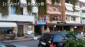 [P01] Hotel Republika » foto by micutzu
 - 
<span class="allrVoted glyphicon glyphicon-heart hidden" id="av1100239"></span>
<a class="m-l-10 hidden" id="sv1100239" onclick="voting_Foto_DelVot(,1100239,25597)" role="button">șterge vot <span class="glyphicon glyphicon-remove"></span></a>
<a id="v91100239" class=" c-red"  onclick="voting_Foto_SetVot(1100239)" role="button"><span class="glyphicon glyphicon-heart-empty"></span> <b>LIKE</b> = Votează poza</a> <img class="hidden"  id="f1100239W9" src="/imagini/loader.gif" border="0" /><span class="AjErrMes hidden" id="e1100239ErM"></span>