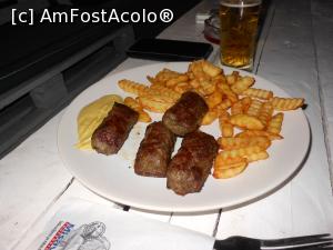 [P09] Novio Pub & Grill - Isaccea. O porție de mici cu muștar și cartofi prăjiți.  » foto by iulianic
 - 
<span class="allrVoted glyphicon glyphicon-heart hidden" id="av1101715"></span>
<a class="m-l-10 hidden" id="sv1101715" onclick="voting_Foto_DelVot(,1101715,25616)" role="button">șterge vot <span class="glyphicon glyphicon-remove"></span></a>
<a id="v91101715" class=" c-red"  onclick="voting_Foto_SetVot(1101715)" role="button"><span class="glyphicon glyphicon-heart-empty"></span> <b>LIKE</b> = Votează poza</a> <img class="hidden"  id="f1101715W9" src="/imagini/loader.gif" border="0" /><span class="AjErrMes hidden" id="e1101715ErM"></span>