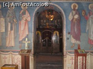 [P23] Niculițel, jud. Tulcea, Biserica Sf. Atanasie, Arcada dintre Naos și Pronaos » foto by mprofeanu <span class="label label-default labelC_thin small">NEVOTABILĂ</span>