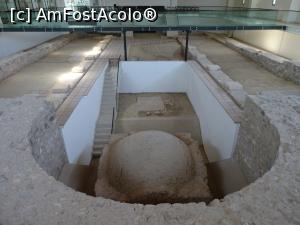 [P08] Absida semicirculară a bazilicii și cripta (în față pardoseala sub care au fost îngropați inițial martirii necunoscuți).  » foto by tata123 🔱
 - 
<span class="allrVoted glyphicon glyphicon-heart hidden" id="av1101863"></span>
<a class="m-l-10 hidden" id="sv1101863" onclick="voting_Foto_DelVot(,1101863,25623)" role="button">șterge vot <span class="glyphicon glyphicon-remove"></span></a>
<a id="v91101863" class=" c-red"  onclick="voting_Foto_SetVot(1101863)" role="button"><span class="glyphicon glyphicon-heart-empty"></span> <b>LIKE</b> = Votează poza</a> <img class="hidden"  id="f1101863W9" src="/imagini/loader.gif" border="0" /><span class="AjErrMes hidden" id="e1101863ErM"></span>