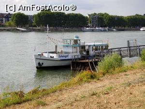 [P12] Barca ce face traversarea Rinului » foto by makuy*
 - 
<span class="allrVoted glyphicon glyphicon-heart hidden" id="av1104311"></span>
<a class="m-l-10 hidden" id="sv1104311" onclick="voting_Foto_DelVot(,1104311,25648)" role="button">șterge vot <span class="glyphicon glyphicon-remove"></span></a>
<a id="v91104311" class=" c-red"  onclick="voting_Foto_SetVot(1104311)" role="button"><span class="glyphicon glyphicon-heart-empty"></span> <b>LIKE</b> = Votează poza</a> <img class="hidden"  id="f1104311W9" src="/imagini/loader.gif" border="0" /><span class="AjErrMes hidden" id="e1104311ErM"></span>