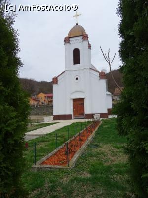 [P11] Biserica „Înălțarea Domnului” - Mănăstirea „Sf. Sava” - Baziaș.  » foto by tata123 🔱
 - 
<span class="allrVoted glyphicon glyphicon-heart hidden" id="av1063981"></span>
<a class="m-l-10 hidden" id="sv1063981" onclick="voting_Foto_DelVot(,1063981,25666)" role="button">șterge vot <span class="glyphicon glyphicon-remove"></span></a>
<a id="v91063981" class=" c-red"  onclick="voting_Foto_SetVot(1063981)" role="button"><span class="glyphicon glyphicon-heart-empty"></span> <b>LIKE</b> = Votează poza</a> <img class="hidden"  id="f1063981W9" src="/imagini/loader.gif" border="0" /><span class="AjErrMes hidden" id="e1063981ErM"></span>