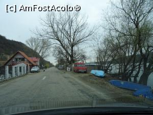 [P14] Traversăm localitatea Baziaș.  » foto by tata123 🔱
 - 
<span class="allrVoted glyphicon glyphicon-heart hidden" id="av1063984"></span>
<a class="m-l-10 hidden" id="sv1063984" onclick="voting_Foto_DelVot(,1063984,25666)" role="button">șterge vot <span class="glyphicon glyphicon-remove"></span></a>
<a id="v91063984" class=" c-red"  onclick="voting_Foto_SetVot(1063984)" role="button"><span class="glyphicon glyphicon-heart-empty"></span> <b>LIKE</b> = Votează poza</a> <img class="hidden"  id="f1063984W9" src="/imagini/loader.gif" border="0" /><span class="AjErrMes hidden" id="e1063984ErM"></span>