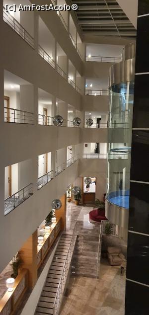 [P15] Hol interior » foto by aandrei2
 - 
<span class="allrVoted glyphicon glyphicon-heart hidden" id="av1320759"></span>
<a class="m-l-10 hidden" id="sv1320759" onclick="voting_Foto_DelVot(,1320759,25702)" role="button">șterge vot <span class="glyphicon glyphicon-remove"></span></a>
<a id="v91320759" class=" c-red"  onclick="voting_Foto_SetVot(1320759)" role="button"><span class="glyphicon glyphicon-heart-empty"></span> <b>LIKE</b> = Votează poza</a> <img class="hidden"  id="f1320759W9" src="/imagini/loader.gif" border="0" /><span class="AjErrMes hidden" id="e1320759ErM"></span>