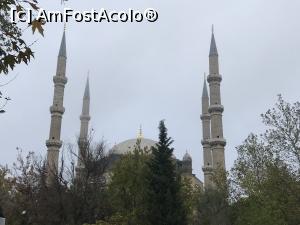 [P01] Gustos şi tradiţional la Bizim Ciğerci în Edirne - Moscheea Selimiye » foto by nicole33
 - 
<span class="allrVoted glyphicon glyphicon-heart hidden" id="av1221266"></span>
<a class="m-l-10 hidden" id="sv1221266" onclick="voting_Foto_DelVot(,1221266,25711)" role="button">șterge vot <span class="glyphicon glyphicon-remove"></span></a>
<a id="v91221266" class=" c-red"  onclick="voting_Foto_SetVot(1221266)" role="button"><span class="glyphicon glyphicon-heart-empty"></span> <b>LIKE</b> = Votează poza</a> <img class="hidden"  id="f1221266W9" src="/imagini/loader.gif" border="0" /><span class="AjErrMes hidden" id="e1221266ErM"></span>