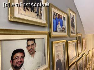 [P07] Köfteci Osman Restoran - galeria de tablouri de pe scara spre etaj » foto by nicole33
 - 
<span class="allrVoted glyphicon glyphicon-heart hidden" id="av1371886"></span>
<a class="m-l-10 hidden" id="sv1371886" onclick="voting_Foto_DelVot(,1371886,25711)" role="button">șterge vot <span class="glyphicon glyphicon-remove"></span></a>
<a id="v91371886" class=" c-red"  onclick="voting_Foto_SetVot(1371886)" role="button"><span class="glyphicon glyphicon-heart-empty"></span> <b>LIKE</b> = Votează poza</a> <img class="hidden"  id="f1371886W9" src="/imagini/loader.gif" border="0" /><span class="AjErrMes hidden" id="e1371886ErM"></span>
