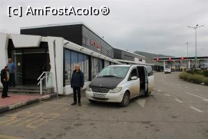 [P87] Punctul de frontieră Sadakhlo din Georgia și minivanul cu care am mers » foto by mprofeanu
 - 
<span class="allrVoted glyphicon glyphicon-heart hidden" id="av1109050"></span>
<a class="m-l-10 hidden" id="sv1109050" onclick="voting_Foto_DelVot(,1109050,25712)" role="button">șterge vot <span class="glyphicon glyphicon-remove"></span></a>
<a id="v91109050" class=" c-red"  onclick="voting_Foto_SetVot(1109050)" role="button"><span class="glyphicon glyphicon-heart-empty"></span> <b>LIKE</b> = Votează poza</a> <img class="hidden"  id="f1109050W9" src="/imagini/loader.gif" border="0" /><span class="AjErrMes hidden" id="e1109050ErM"></span>