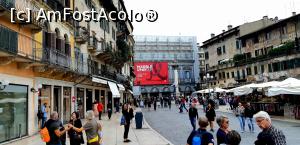 [P27] Piazza dei Signori - în fundal Loggia del Consiglio » foto by gettyy
 - 
<span class="allrVoted glyphicon glyphicon-heart hidden" id="av1128388"></span>
<a class="m-l-10 hidden" id="sv1128388" onclick="voting_Foto_DelVot(,1128388,25716)" role="button">șterge vot <span class="glyphicon glyphicon-remove"></span></a>
<a id="v91128388" class=" c-red"  onclick="voting_Foto_SetVot(1128388)" role="button"><span class="glyphicon glyphicon-heart-empty"></span> <b>LIKE</b> = Votează poza</a> <img class="hidden"  id="f1128388W9" src="/imagini/loader.gif" border="0" /><span class="AjErrMes hidden" id="e1128388ErM"></span>