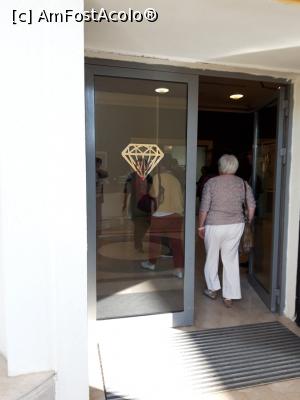 [P03] Intrarea la atelierului de diamante » foto by delinyka
 - 
<span class="allrVoted glyphicon glyphicon-heart hidden" id="av1124725"></span>
<a class="m-l-10 hidden" id="sv1124725" onclick="voting_Foto_DelVot(,1124725,25721)" role="button">șterge vot <span class="glyphicon glyphicon-remove"></span></a>
<a id="v91124725" class=" c-red"  onclick="voting_Foto_SetVot(1124725)" role="button"><span class="glyphicon glyphicon-heart-empty"></span> <b>LIKE</b> = Votează poza</a> <img class="hidden"  id="f1124725W9" src="/imagini/loader.gif" border="0" /><span class="AjErrMes hidden" id="e1124725ErM"></span>