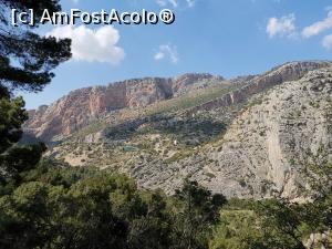 [P26] Caminito del Rey - partea de rezervație, dintre cele două tronsoane cu pasarele.  » foto by Aurici
 - 
<span class="allrVoted glyphicon glyphicon-heart hidden" id="av1109878"></span>
<a class="m-l-10 hidden" id="sv1109878" onclick="voting_Foto_DelVot(,1109878,25725)" role="button">șterge vot <span class="glyphicon glyphicon-remove"></span></a>
<a id="v91109878" class=" c-red"  onclick="voting_Foto_SetVot(1109878)" role="button"><span class="glyphicon glyphicon-heart-empty"></span> <b>LIKE</b> = Votează poza</a> <img class="hidden"  id="f1109878W9" src="/imagini/loader.gif" border="0" /><span class="AjErrMes hidden" id="e1109878ErM"></span>