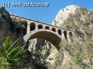 [P51] El Puente de la Josefona, la ieșirea din canion. Zona este înconjurată de păduri și promenade de unde se poate admira satul El Chorro.  » foto by Aurici
 - 
<span class="allrVoted glyphicon glyphicon-heart hidden" id="av1109908"></span>
<a class="m-l-10 hidden" id="sv1109908" onclick="voting_Foto_DelVot(,1109908,25725)" role="button">șterge vot <span class="glyphicon glyphicon-remove"></span></a>
<a id="v91109908" class=" c-red"  onclick="voting_Foto_SetVot(1109908)" role="button"><span class="glyphicon glyphicon-heart-empty"></span> <b>LIKE</b> = Votează poza</a> <img class="hidden"  id="f1109908W9" src="/imagini/loader.gif" border="0" /><span class="AjErrMes hidden" id="e1109908ErM"></span>