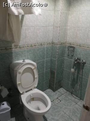 [P02] baie fara cabina de duș » foto by Mititica*
 - 
<span class="allrVoted glyphicon glyphicon-heart hidden" id="av1110020"></span>
<a class="m-l-10 hidden" id="sv1110020" onclick="voting_Foto_DelVot(,1110020,25727)" role="button">șterge vot <span class="glyphicon glyphicon-remove"></span></a>
<a id="v91110020" class=" c-red"  onclick="voting_Foto_SetVot(1110020)" role="button"><span class="glyphicon glyphicon-heart-empty"></span> <b>LIKE</b> = Votează poza</a> <img class="hidden"  id="f1110020W9" src="/imagini/loader.gif" border="0" /><span class="AjErrMes hidden" id="e1110020ErM"></span>