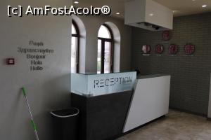 [P09] Armenia, Yerevan, Bien Hotel la recepție, curat, nou și modern » foto by mprofeanu
 - 
<span class="allrVoted glyphicon glyphicon-heart hidden" id="av1111162"></span>
<a class="m-l-10 hidden" id="sv1111162" onclick="voting_Foto_DelVot(,1111162,25739)" role="button">șterge vot <span class="glyphicon glyphicon-remove"></span></a>
<a id="v91111162" class=" c-red"  onclick="voting_Foto_SetVot(1111162)" role="button"><span class="glyphicon glyphicon-heart-empty"></span> <b>LIKE</b> = Votează poza</a> <img class="hidden"  id="f1111162W9" src="/imagini/loader.gif" border="0" /><span class="AjErrMes hidden" id="e1111162ErM"></span>