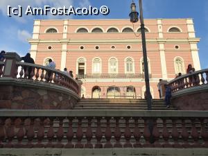 [P08] Teatro Amazonas » foto by robert
 - 
<span class="allrVoted glyphicon glyphicon-heart hidden" id="av1112443"></span>
<a class="m-l-10 hidden" id="sv1112443" onclick="voting_Foto_DelVot(,1112443,25752)" role="button">șterge vot <span class="glyphicon glyphicon-remove"></span></a>
<a id="v91112443" class=" c-red"  onclick="voting_Foto_SetVot(1112443)" role="button"><span class="glyphicon glyphicon-heart-empty"></span> <b>LIKE</b> = Votează poza</a> <img class="hidden"  id="f1112443W9" src="/imagini/loader.gif" border="0" /><span class="AjErrMes hidden" id="e1112443ErM"></span>