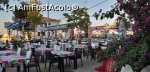 [P07] Deniz Cafe, dimineaţa înainte de micul-dejun, vis-a-vis, este clădirea Autorităţii Portuare din Küçükkuyu » foto by irinad
 - 
<span class="allrVoted glyphicon glyphicon-heart hidden" id="av1113515"></span>
<a class="m-l-10 hidden" id="sv1113515" onclick="voting_Foto_DelVot(,1113515,25762)" role="button">șterge vot <span class="glyphicon glyphicon-remove"></span></a>
<a id="v91113515" class=" c-red"  onclick="voting_Foto_SetVot(1113515)" role="button"><span class="glyphicon glyphicon-heart-empty"></span> <b>LIKE</b> = Votează poza</a> <img class="hidden"  id="f1113515W9" src="/imagini/loader.gif" border="0" /><span class="AjErrMes hidden" id="e1113515ErM"></span>