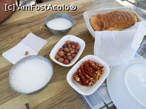 [P12] Din partea casei, măsline și pasta de legume » foto by crismis
 - 
<span class="allrVoted glyphicon glyphicon-heart hidden" id="av1115063"></span>
<a class="m-l-10 hidden" id="sv1115063" onclick="voting_Foto_DelVot(,1115063,25780)" role="button">șterge vot <span class="glyphicon glyphicon-remove"></span></a>
<a id="v91115063" class=" c-red"  onclick="voting_Foto_SetVot(1115063)" role="button"><span class="glyphicon glyphicon-heart-empty"></span> <b>LIKE</b> = Votează poza</a> <img class="hidden"  id="f1115063W9" src="/imagini/loader.gif" border="0" /><span class="AjErrMes hidden" id="e1115063ErM"></span>