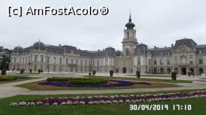 [P02] Palatul Festetics, Keszthely. Exteriorul » foto by ungureanica
 - 
<span class="allrVoted glyphicon glyphicon-heart hidden" id="av1115218"></span>
<a class="m-l-10 hidden" id="sv1115218" onclick="voting_Foto_DelVot(,1115218,25784)" role="button">șterge vot <span class="glyphicon glyphicon-remove"></span></a>
<a id="v91115218" class=" c-red"  onclick="voting_Foto_SetVot(1115218)" role="button"><span class="glyphicon glyphicon-heart-empty"></span> <b>LIKE</b> = Votează poza</a> <img class="hidden"  id="f1115218W9" src="/imagini/loader.gif" border="0" /><span class="AjErrMes hidden" id="e1115218ErM"></span>