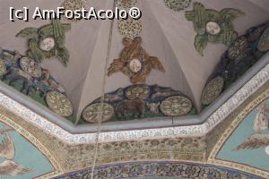 [P26] Echmiadzin Complex, Catedrala, Cupola clopotniței, detaliu basoreliefuri pictate » foto by mprofeanu
 - 
<span class="allrVoted glyphicon glyphicon-heart hidden" id="av1135589"></span>
<a class="m-l-10 hidden" id="sv1135589" onclick="voting_Foto_DelVot(,1135589,25788)" role="button">șterge vot <span class="glyphicon glyphicon-remove"></span></a>
<a id="v91135589" class=" c-red"  onclick="voting_Foto_SetVot(1135589)" role="button"><span class="glyphicon glyphicon-heart-empty"></span> <b>LIKE</b> = Votează poza</a> <img class="hidden"  id="f1135589W9" src="/imagini/loader.gif" border="0" /><span class="AjErrMes hidden" id="e1135589ErM"></span>