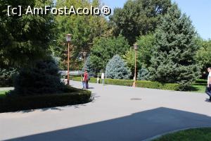 [P28] Echmiadzin Complex, Prin curtea-grădină a Complexului » foto by mprofeanu
 - 
<span class="allrVoted glyphicon glyphicon-heart hidden" id="av1135591"></span>
<a class="m-l-10 hidden" id="sv1135591" onclick="voting_Foto_DelVot(,1135591,25788)" role="button">șterge vot <span class="glyphicon glyphicon-remove"></span></a>
<a id="v91135591" class=" c-red"  onclick="voting_Foto_SetVot(1135591)" role="button"><span class="glyphicon glyphicon-heart-empty"></span> <b>LIKE</b> = Votează poza</a> <img class="hidden"  id="f1135591W9" src="/imagini/loader.gif" border="0" /><span class="AjErrMes hidden" id="e1135591ErM"></span>