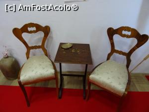 [P12] Piese de mobilier - Memorialul „Nicolae Grigorescu” - Pitaru, Dâmbovița.  » foto by tata123 🔱
 - 
<span class="allrVoted glyphicon glyphicon-heart hidden" id="av1115924"></span>
<a class="m-l-10 hidden" id="sv1115924" onclick="voting_Foto_DelVot(,1115924,25793)" role="button">șterge vot <span class="glyphicon glyphicon-remove"></span></a>
<a id="v91115924" class=" c-red"  onclick="voting_Foto_SetVot(1115924)" role="button"><span class="glyphicon glyphicon-heart-empty"></span> <b>LIKE</b> = Votează poza</a> <img class="hidden"  id="f1115924W9" src="/imagini/loader.gif" border="0" /><span class="AjErrMes hidden" id="e1115924ErM"></span>