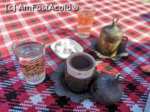 [P33] Cafea turcească la Șile » foto by crismis
 - 
<span class="allrVoted glyphicon glyphicon-heart hidden" id="av1118126"></span>
<a class="m-l-10 hidden" id="sv1118126" onclick="voting_Foto_DelVot(,1118126,25824)" role="button">șterge vot <span class="glyphicon glyphicon-remove"></span></a>
<a id="v91118126" class=" c-red"  onclick="voting_Foto_SetVot(1118126)" role="button"><span class="glyphicon glyphicon-heart-empty"></span> <b>LIKE</b> = Votează poza</a> <img class="hidden"  id="f1118126W9" src="/imagini/loader.gif" border="0" /><span class="AjErrMes hidden" id="e1118126ErM"></span>