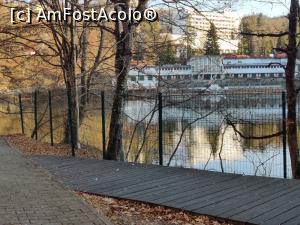 [P39] Lacul Ursu din Sovata » foto by Dana2008
 - 
<span class="allrVoted glyphicon glyphicon-heart hidden" id="av1209034"></span>
<a class="m-l-10 hidden" id="sv1209034" onclick="voting_Foto_DelVot(,1209034,25855)" role="button">șterge vot <span class="glyphicon glyphicon-remove"></span></a>
<a id="v91209034" class=" c-red"  onclick="voting_Foto_SetVot(1209034)" role="button"><span class="glyphicon glyphicon-heart-empty"></span> <b>LIKE</b> = Votează poza</a> <img class="hidden"  id="f1209034W9" src="/imagini/loader.gif" border="0" /><span class="AjErrMes hidden" id="e1209034ErM"></span>