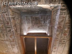 [P15] Valea Regilor » foto by roth
 - 
<span class="allrVoted glyphicon glyphicon-heart hidden" id="av1220990"></span>
<a class="m-l-10 hidden" id="sv1220990" onclick="voting_Foto_DelVot(,1220990,25858)" role="button">șterge vot <span class="glyphicon glyphicon-remove"></span></a>
<a id="v91220990" class=" c-red"  onclick="voting_Foto_SetVot(1220990)" role="button"><span class="glyphicon glyphicon-heart-empty"></span> <b>LIKE</b> = Votează poza</a> <img class="hidden"  id="f1220990W9" src="/imagini/loader.gif" border="0" /><span class="AjErrMes hidden" id="e1220990ErM"></span>