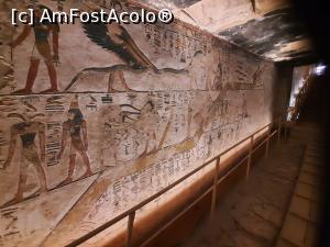 [P28] Valea Regilor » foto by roth
 - 
<span class="allrVoted glyphicon glyphicon-heart hidden" id="av1221003"></span>
<a class="m-l-10 hidden" id="sv1221003" onclick="voting_Foto_DelVot(,1221003,25858)" role="button">șterge vot <span class="glyphicon glyphicon-remove"></span></a>
<a id="v91221003" class=" c-red"  onclick="voting_Foto_SetVot(1221003)" role="button"><span class="glyphicon glyphicon-heart-empty"></span> <b>LIKE</b> = Votează poza</a> <img class="hidden"  id="f1221003W9" src="/imagini/loader.gif" border="0" /><span class="AjErrMes hidden" id="e1221003ErM"></span>