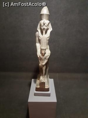 [P25] o statueta din muzeul Luxor » foto by roth
 - 
<span class="allrVoted glyphicon glyphicon-heart hidden" id="av1222804"></span>
<a class="m-l-10 hidden" id="sv1222804" onclick="voting_Foto_DelVot(,1222804,25858)" role="button">șterge vot <span class="glyphicon glyphicon-remove"></span></a>
<a id="v91222804" class=" c-red"  onclick="voting_Foto_SetVot(1222804)" role="button"><span class="glyphicon glyphicon-heart-empty"></span> <b>LIKE</b> = Votează poza</a> <img class="hidden"  id="f1222804W9" src="/imagini/loader.gif" border="0" /><span class="AjErrMes hidden" id="e1222804ErM"></span>