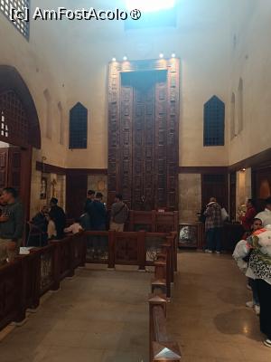 [P13] Cairo, Cartierul Copt, Altarul Sfântului Gheorghe cu imensa ușă » foto by mprofeanu
 - 
<span class="allrVoted glyphicon glyphicon-heart hidden" id="av1519273"></span>
<a class="m-l-10 hidden" id="sv1519273" onclick="voting_Foto_DelVot(,1519273,25858)" role="button">șterge vot <span class="glyphicon glyphicon-remove"></span></a>
<a id="v91519273" class=" c-red"  onclick="voting_Foto_SetVot(1519273)" role="button"><span class="glyphicon glyphicon-heart-empty"></span> <b>LIKE</b> = Votează poza</a> <img class="hidden"  id="f1519273W9" src="/imagini/loader.gif" border="0" /><span class="AjErrMes hidden" id="e1519273ErM"></span>