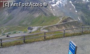[P20] Şoseaua alpină Grossglockner văzută de pe Edelweisspitze,cea mai înaltă cotă a traseului (foto traian.leuca) » foto by Admin
 - 
<span class="allrVoted glyphicon glyphicon-heart hidden" id="av1121210"></span>
<a class="m-l-10 hidden" id="sv1121210" onclick="voting_Foto_DelVot(,1121210,25866)" role="button">șterge vot <span class="glyphicon glyphicon-remove"></span></a>
<a id="v91121210" class=" c-red"  onclick="voting_Foto_SetVot(1121210)" role="button"><span class="glyphicon glyphicon-heart-empty"></span> <b>LIKE</b> = Votează poza</a> <img class="hidden"  id="f1121210W9" src="/imagini/loader.gif" border="0" /><span class="AjErrMes hidden" id="e1121210ErM"></span>