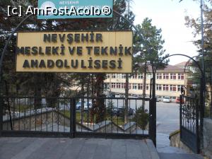 [P22] Nevșehir - O școală.  » foto by iulianic
 - 
<span class="allrVoted glyphicon glyphicon-heart hidden" id="av1121978"></span>
<a class="m-l-10 hidden" id="sv1121978" onclick="voting_Foto_DelVot(,1121978,25870)" role="button">șterge vot <span class="glyphicon glyphicon-remove"></span></a>
<a id="v91121978" class=" c-red"  onclick="voting_Foto_SetVot(1121978)" role="button"><span class="glyphicon glyphicon-heart-empty"></span> <b>LIKE</b> = Votează poza</a> <img class="hidden"  id="f1121978W9" src="/imagini/loader.gif" border="0" /><span class="AjErrMes hidden" id="e1121978ErM"></span>