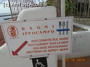 [P03] Indicator către restaurant » foto by Mitica49
 - 
<span class="allrVoted glyphicon glyphicon-heart hidden" id="av1121995"></span>
<a class="m-l-10 hidden" id="sv1121995" onclick="voting_Foto_DelVot(,1121995,25871)" role="button">șterge vot <span class="glyphicon glyphicon-remove"></span></a>
<a id="v91121995" class=" c-red"  onclick="voting_Foto_SetVot(1121995)" role="button"><span class="glyphicon glyphicon-heart-empty"></span> <b>LIKE</b> = Votează poza</a> <img class="hidden"  id="f1121995W9" src="/imagini/loader.gif" border="0" /><span class="AjErrMes hidden" id="e1121995ErM"></span>