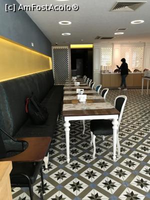 [P50] Sala de mese, la MD » foto by krisstinna
 - 
<span class="allrVoted glyphicon glyphicon-heart hidden" id="av1123539"></span>
<a class="m-l-10 hidden" id="sv1123539" onclick="voting_Foto_DelVot(,1123539,25878)" role="button">șterge vot <span class="glyphicon glyphicon-remove"></span></a>
<a id="v91123539" class=" c-red"  onclick="voting_Foto_SetVot(1123539)" role="button"><span class="glyphicon glyphicon-heart-empty"></span> <b>LIKE</b> = Votează poza</a> <img class="hidden"  id="f1123539W9" src="/imagini/loader.gif" border="0" /><span class="AjErrMes hidden" id="e1123539ErM"></span>