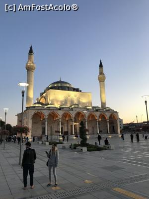 [P62] La ceas de seară, totul devine mistic. Konya » foto by krisstinna
 - 
<span class="allrVoted glyphicon glyphicon-heart hidden" id="av1123562"></span>
<a class="m-l-10 hidden" id="sv1123562" onclick="voting_Foto_DelVot(,1123562,25878)" role="button">șterge vot <span class="glyphicon glyphicon-remove"></span></a>
<a id="v91123562" class=" c-red"  onclick="voting_Foto_SetVot(1123562)" role="button"><span class="glyphicon glyphicon-heart-empty"></span> <b>LIKE</b> = Votează poza</a> <img class="hidden"  id="f1123562W9" src="/imagini/loader.gif" border="0" /><span class="AjErrMes hidden" id="e1123562ErM"></span>