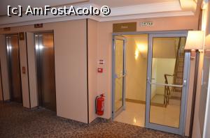 [P09] Festa Sofia Hotel - scara și lifturile » foto by Dragoș_MD
 - 
<span class="allrVoted glyphicon glyphicon-heart hidden" id="av1124705"></span>
<a class="m-l-10 hidden" id="sv1124705" onclick="voting_Foto_DelVot(,1124705,25883)" role="button">șterge vot <span class="glyphicon glyphicon-remove"></span></a>
<a id="v91124705" class=" c-red"  onclick="voting_Foto_SetVot(1124705)" role="button"><span class="glyphicon glyphicon-heart-empty"></span> <b>LIKE</b> = Votează poza</a> <img class="hidden"  id="f1124705W9" src="/imagini/loader.gif" border="0" /><span class="AjErrMes hidden" id="e1124705ErM"></span>