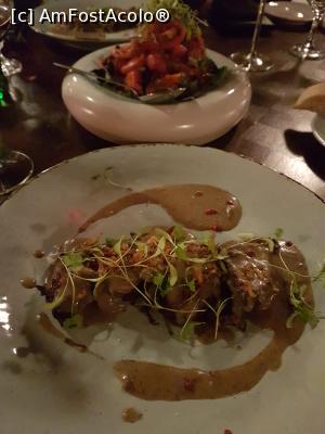 [P19] Salata de rosii cu semințe si nuci, mușchi de vițel cu sos de trufe » foto by geop
 - 
<span class="allrVoted glyphicon glyphicon-heart hidden" id="av1123410"></span>
<a class="m-l-10 hidden" id="sv1123410" onclick="voting_Foto_DelVot(,1123410,25888)" role="button">șterge vot <span class="glyphicon glyphicon-remove"></span></a>
<a id="v91123410" class=" c-red"  onclick="voting_Foto_SetVot(1123410)" role="button"><span class="glyphicon glyphicon-heart-empty"></span> <b>LIKE</b> = Votează poza</a> <img class="hidden"  id="f1123410W9" src="/imagini/loader.gif" border="0" /><span class="AjErrMes hidden" id="e1123410ErM"></span>