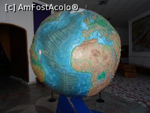 [P22] Globul pământesc realizat în peste 5 ani de zile de profesorul Isaic Neculai.  » foto by tata123 🔱
 - 
<span class="allrVoted glyphicon glyphicon-heart hidden" id="av1124824"></span>
<a class="m-l-10 hidden" id="sv1124824" onclick="voting_Foto_DelVot(,1124824,25897)" role="button">șterge vot <span class="glyphicon glyphicon-remove"></span></a>
<a id="v91124824" class=" c-red"  onclick="voting_Foto_SetVot(1124824)" role="button"><span class="glyphicon glyphicon-heart-empty"></span> <b>LIKE</b> = Votează poza</a> <img class="hidden"  id="f1124824W9" src="/imagini/loader.gif" border="0" /><span class="AjErrMes hidden" id="e1124824ErM"></span>