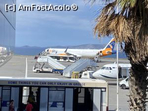 [P21] Cu avionul spre Creta - ne pregătim de îmbarcare » foto by nicole33
 - 
<span class="allrVoted glyphicon glyphicon-heart hidden" id="av1361200"></span>
<a class="m-l-10 hidden" id="sv1361200" onclick="voting_Foto_DelVot(,1361200,25921)" role="button">șterge vot <span class="glyphicon glyphicon-remove"></span></a>
<a id="v91361200" class=" c-red"  onclick="voting_Foto_SetVot(1361200)" role="button"><span class="glyphicon glyphicon-heart-empty"></span> <b>LIKE</b> = Votează poza</a> <img class="hidden"  id="f1361200W9" src="/imagini/loader.gif" border="0" /><span class="AjErrMes hidden" id="e1361200ErM"></span>