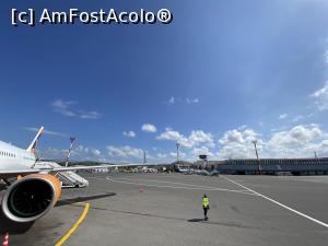 [P27] Cu avionul spre Creta - pe scara avionului » foto by nicole33
 - 
<span class="allrVoted glyphicon glyphicon-heart hidden" id="av1361206"></span>
<a class="m-l-10 hidden" id="sv1361206" onclick="voting_Foto_DelVot(,1361206,25921)" role="button">șterge vot <span class="glyphicon glyphicon-remove"></span></a>
<a id="v91361206" class=" c-red"  onclick="voting_Foto_SetVot(1361206)" role="button"><span class="glyphicon glyphicon-heart-empty"></span> <b>LIKE</b> = Votează poza</a> <img class="hidden"  id="f1361206W9" src="/imagini/loader.gif" border="0" /><span class="AjErrMes hidden" id="e1361206ErM"></span>