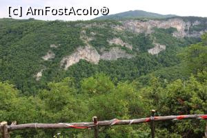 [P09] Împrejurimile văzute de la Chioșcul de pe Poteca spre Peștera Snejanka, Punct de belvedere » foto by mprofeanu
 - 
<span class="allrVoted glyphicon glyphicon-heart hidden" id="av1255194"></span>
<a class="m-l-10 hidden" id="sv1255194" onclick="voting_Foto_DelVot(,1255194,25928)" role="button">șterge vot <span class="glyphicon glyphicon-remove"></span></a>
<a id="v91255194" class=" c-red"  onclick="voting_Foto_SetVot(1255194)" role="button"><span class="glyphicon glyphicon-heart-empty"></span> <b>LIKE</b> = Votează poza</a> <img class="hidden"  id="f1255194W9" src="/imagini/loader.gif" border="0" /><span class="AjErrMes hidden" id="e1255194ErM"></span>
