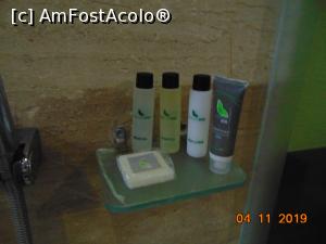 [P06] consumabile din baie » foto by Yolanda
 - 
<span class="allrVoted glyphicon glyphicon-heart hidden" id="av1129081"></span>
<a class="m-l-10 hidden" id="sv1129081" onclick="voting_Foto_DelVot(,1129081,25945)" role="button">șterge vot <span class="glyphicon glyphicon-remove"></span></a>
<a id="v91129081" class=" c-red"  onclick="voting_Foto_SetVot(1129081)" role="button"><span class="glyphicon glyphicon-heart-empty"></span> <b>LIKE</b> = Votează poza</a> <img class="hidden"  id="f1129081W9" src="/imagini/loader.gif" border="0" /><span class="AjErrMes hidden" id="e1129081ErM"></span>