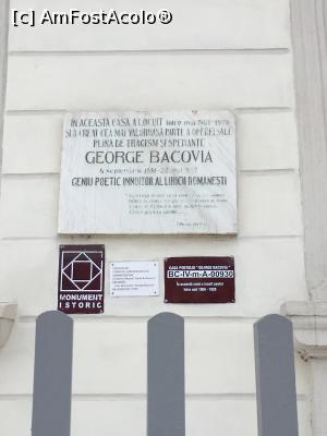 [P14] Placa de pe casă » foto by Yersinia Pestis
 - 
<span class="allrVoted glyphicon glyphicon-heart hidden" id="av948002"></span>
<a class="m-l-10 hidden" id="sv948002" onclick="voting_Foto_DelVot(,948002,25971)" role="button">șterge vot <span class="glyphicon glyphicon-remove"></span></a>
<a id="v9948002" class=" c-red"  onclick="voting_Foto_SetVot(948002)" role="button"><span class="glyphicon glyphicon-heart-empty"></span> <b>LIKE</b> = Votează poza</a> <img class="hidden"  id="f948002W9" src="/imagini/loader.gif" border="0" /><span class="AjErrMes hidden" id="e948002ErM"></span>