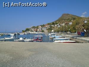 [P08] Pe țărmul nordic al Golfului Corint: satul Glyfada » foto by Carmen Ion
 - 
<span class="allrVoted glyphicon glyphicon-heart hidden" id="av1136016"></span>
<a class="m-l-10 hidden" id="sv1136016" onclick="voting_Foto_DelVot(,1136016,26021)" role="button">șterge vot <span class="glyphicon glyphicon-remove"></span></a>
<a id="v91136016" class=" c-red"  onclick="voting_Foto_SetVot(1136016)" role="button"><span class="glyphicon glyphicon-heart-empty"></span> <b>LIKE</b> = Votează poza</a> <img class="hidden"  id="f1136016W9" src="/imagini/loader.gif" border="0" /><span class="AjErrMes hidden" id="e1136016ErM"></span>