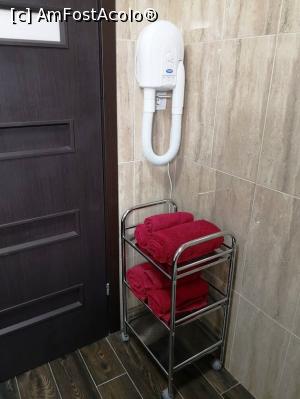 [P17] Prosoapele rosii din baie » foto by DOINITA
 - 
<span class="allrVoted glyphicon glyphicon-heart hidden" id="av1136476"></span>
<a class="m-l-10 hidden" id="sv1136476" onclick="voting_Foto_DelVot(,1136476,26027)" role="button">șterge vot <span class="glyphicon glyphicon-remove"></span></a>
<a id="v91136476" class=" c-red"  onclick="voting_Foto_SetVot(1136476)" role="button"><span class="glyphicon glyphicon-heart-empty"></span> <b>LIKE</b> = Votează poza</a> <img class="hidden"  id="f1136476W9" src="/imagini/loader.gif" border="0" /><span class="AjErrMes hidden" id="e1136476ErM"></span>